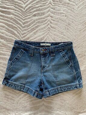 Tommy Hilfiger Women's Size 4 Y2K Style Denim Shorts | Vintage Jean Shorts